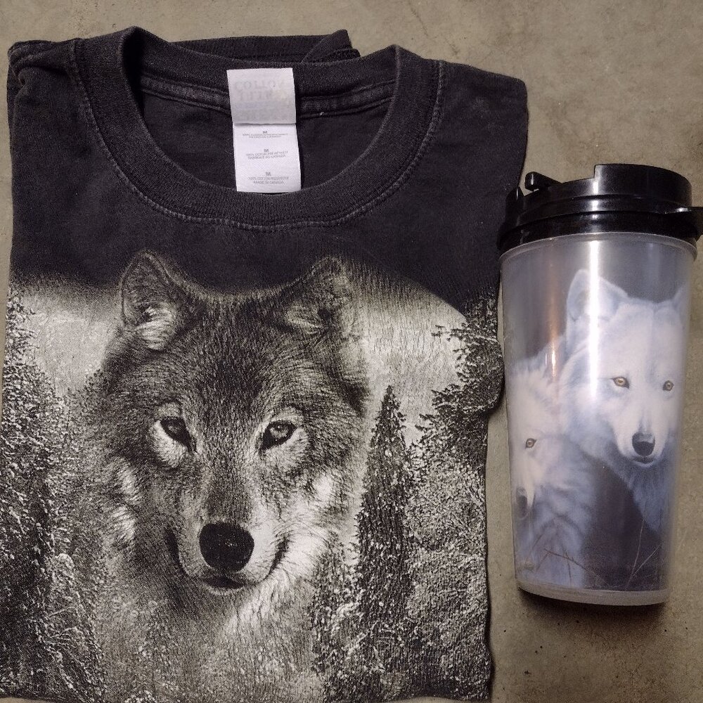🐺 Wolf design shirt and new cup with wolf